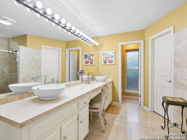 Image 15 of 51 For 12511 Elm Country Lane