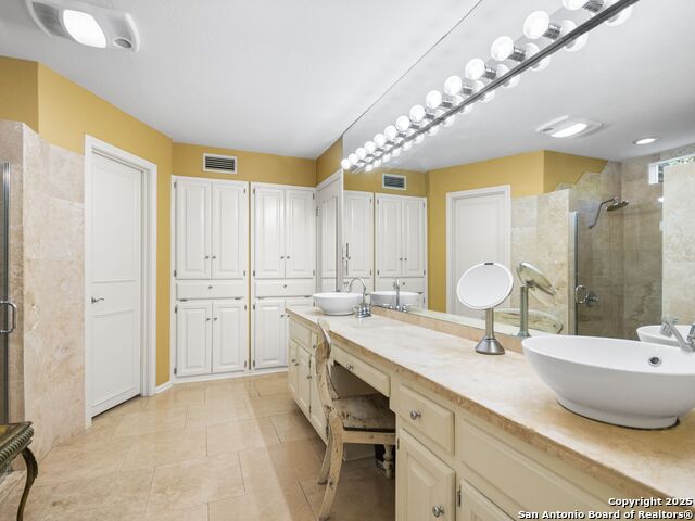 Image 17 of 51 For 12511 Elm Country Lane