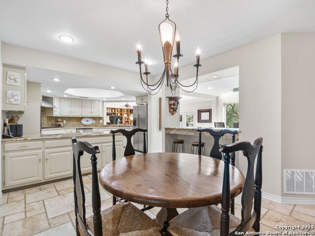 Image 38 of 51 For 12511 Elm Country Lane