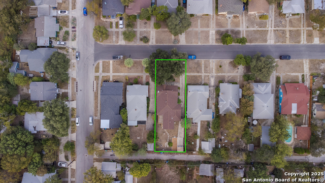 Image 29 of 33 For 624 Agarita W