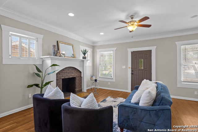 Image 7 of 33 For 624 Agarita W