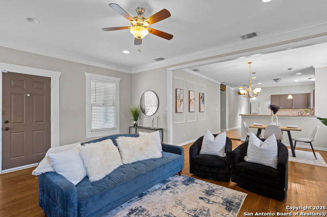 Image 8 of 33 For 624 Agarita W