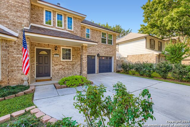 Image 2 of 50 For 1021 Silvertree Blvd
