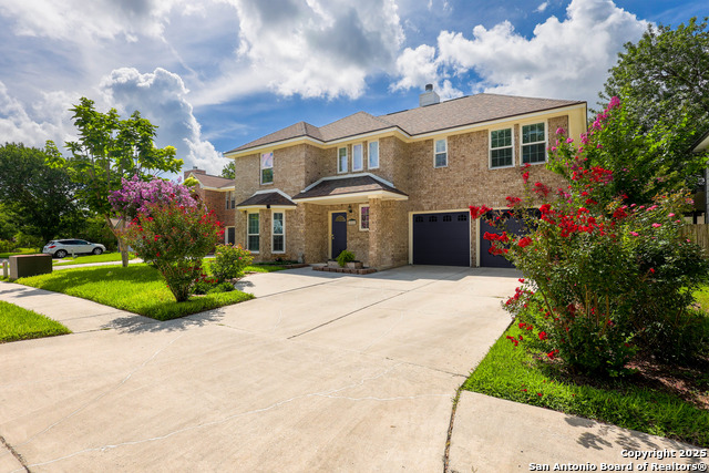 Image 3 of 50 For 1021 Silvertree Blvd