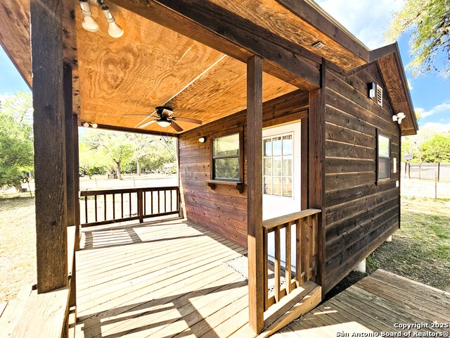 Listing photo id 11 for 9926 Fm 1283