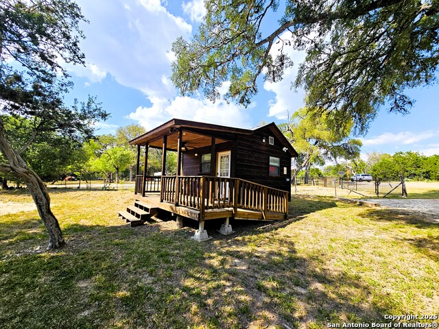 Listing photo id 13 for 9926 Fm 1283