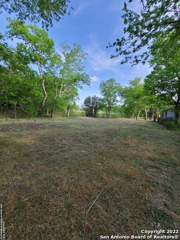 Listing photo id 5 for 430 Corliss  