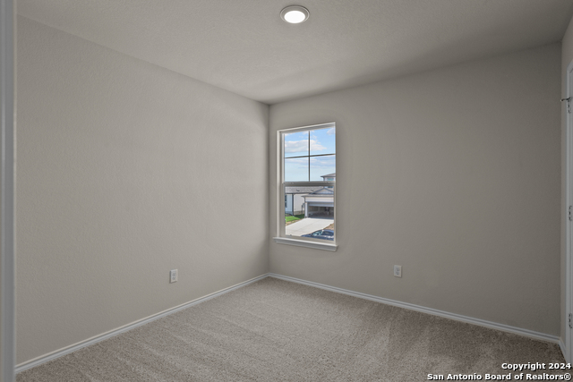 Image 9 of 25 For 427 White Heron Way