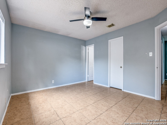 Image 5 of 12 For 7727 Chatsworth