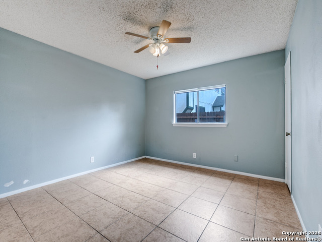 Image 8 of 12 For 7727 Chatsworth