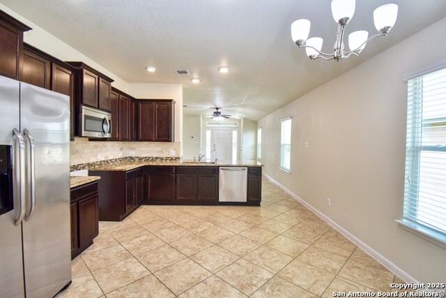 Image 7 of 16 For 934 Pumpkin Ridge