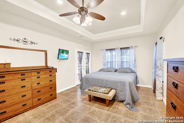 Listing photo id 23 for 383 Rosewood