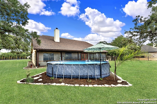 Listing photo id 33 for 383 Rosewood