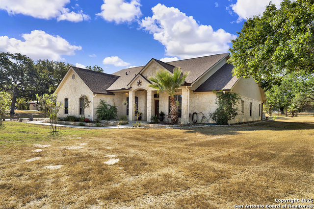 Listing photo id 2 for 383 Rosewood