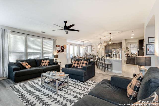 Image 10 of 44 For 7939 Stalemate Cove