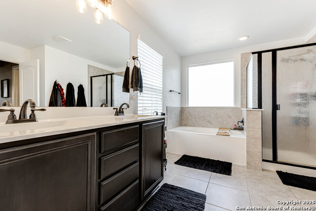 Image 26 of 44 For 7939 Stalemate Cove