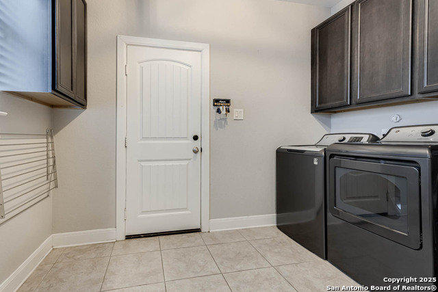 Image 34 of 44 For 7939 Stalemate Cove