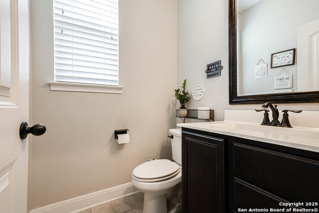 Image 36 of 44 For 7939 Stalemate Cove