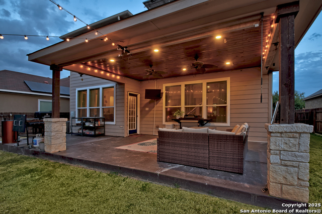 Image 38 of 44 For 7939 Stalemate Cove