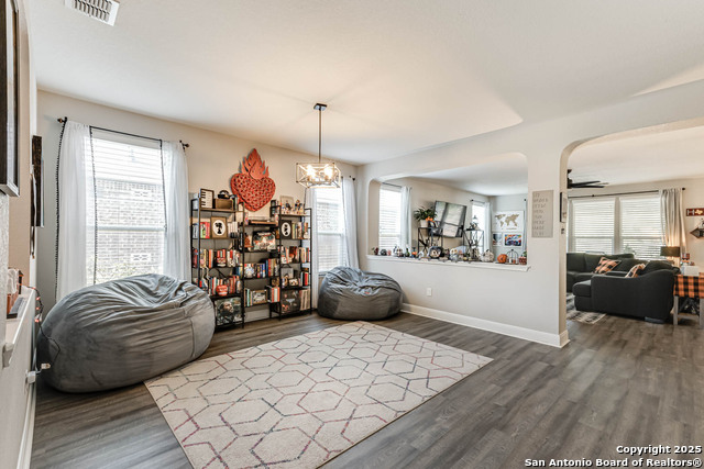 Image 7 of 44 For 7939 Stalemate Cove