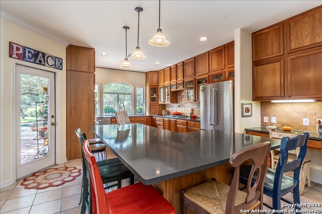 Image 11 of 35 For 18902 Windsor Wood