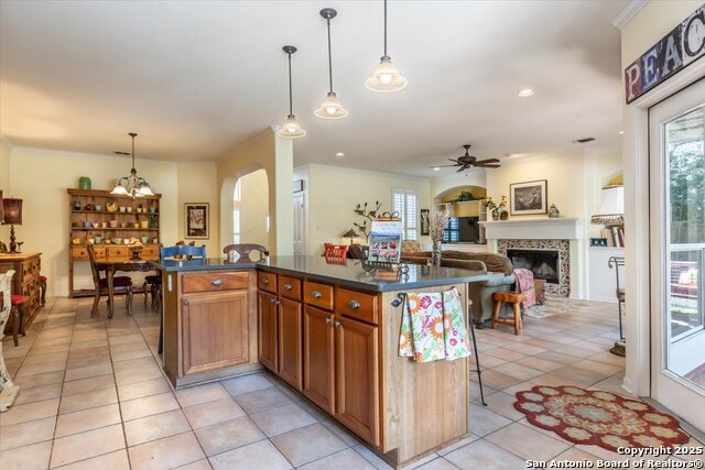 Image 14 of 35 For 18902 Windsor Wood