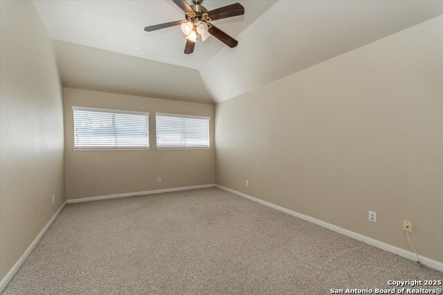 Image 26 of 35 For 18902 Windsor Wood