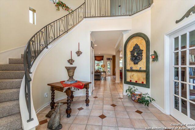 Image 3 of 35 For 18902 Windsor Wood