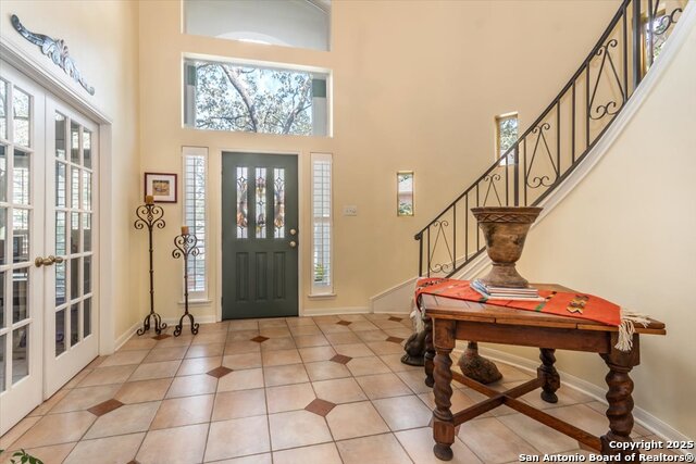 Image 4 of 35 For 18902 Windsor Wood