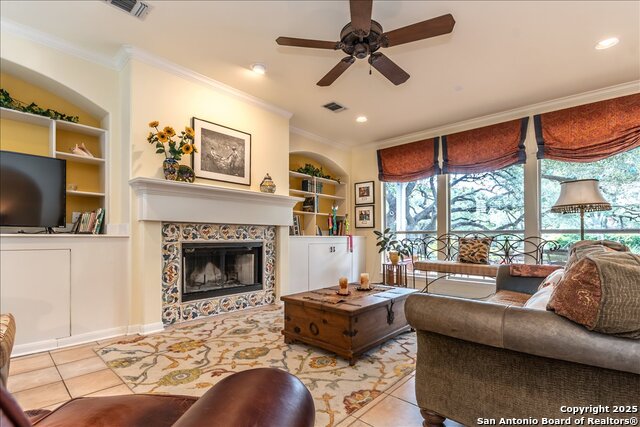 Image 8 of 35 For 18902 Windsor Wood