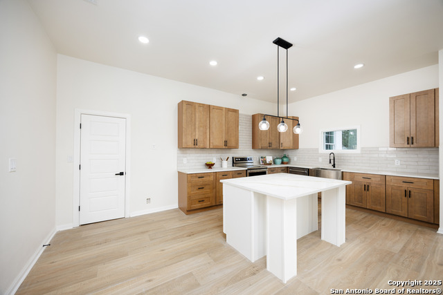 Image 21 of 44 For 102 David Renfro