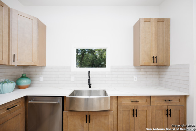 Image 25 of 44 For 102 David Renfro