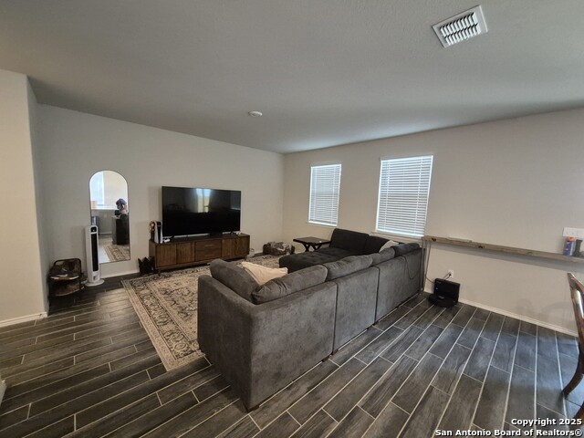 Listing photo id 9 for 163 Honey Oak Lane