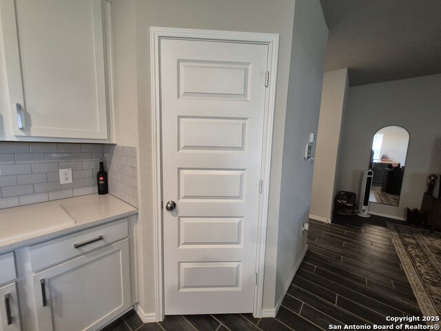 Listing photo id 14 for 163 Honey Oak Lane