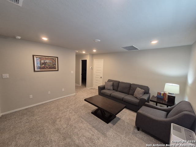 Listing photo id 18 for 163 Honey Oak Lane
