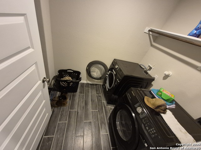 Listing photo id 26 for 163 Honey Oak Lane