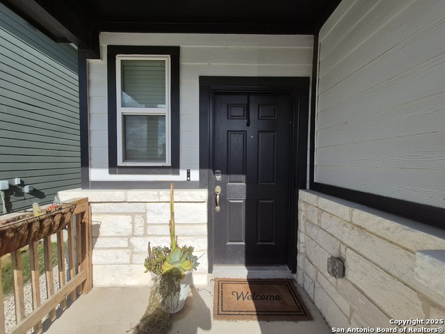 Listing photo id 3 for 163 Honey Oak Lane