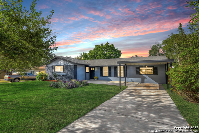 Image 2 of 29 For 134 Hillcrest