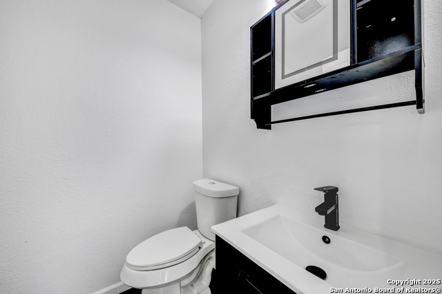 Image 23 of 29 For 134 Hillcrest