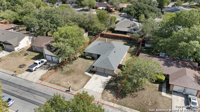 Image 38 of 41 For 8311 Meadow Forest