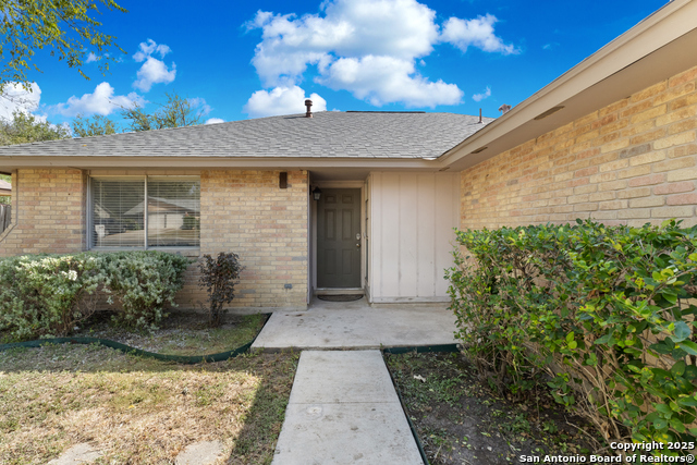 Image 5 of 41 For 8311 Meadow Forest