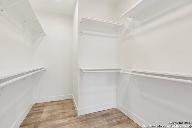 Image 15 of 38 For 1535 Lennon St. No 4