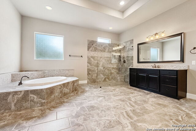 Image 36 of 48 For 728 Deer Run Way