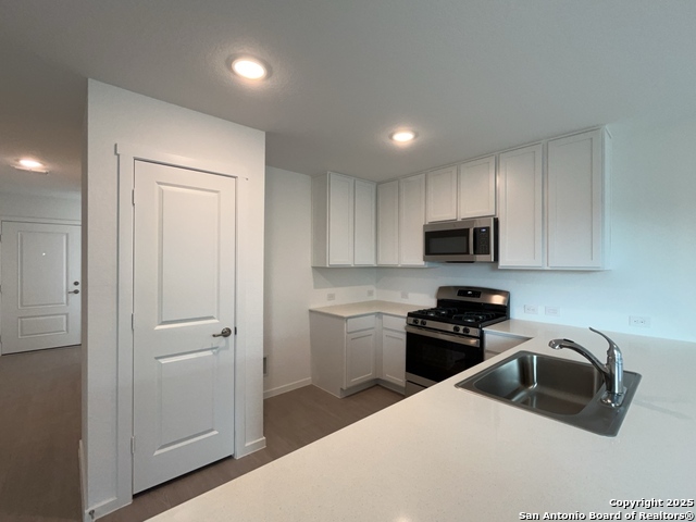 Listing photo id 9 for 10630 Nye Pass