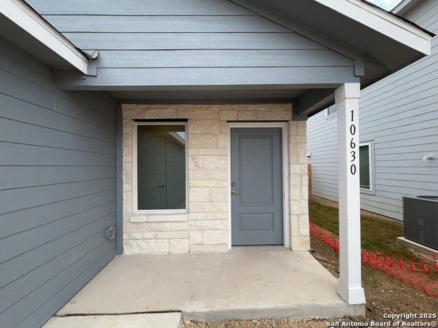 Listing photo id 28 for 10630 Nye Pass