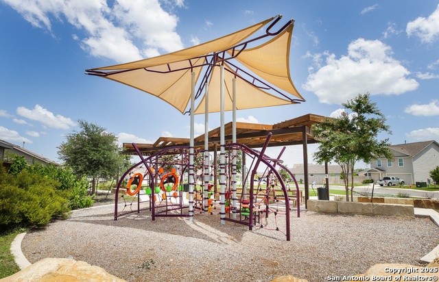 Listing photo id 37 for 10630 Nye Pass