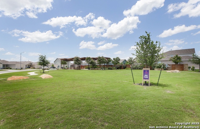 Listing photo id 40 for 10630 Nye Pass