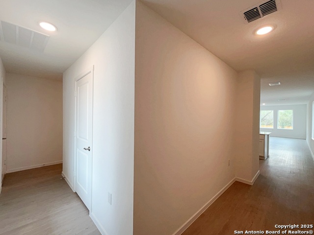 Listing photo id 5 for 10630 Nye Pass