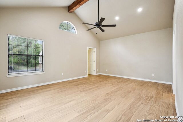 Listing photo id 14 for 230 Old Oaks Path