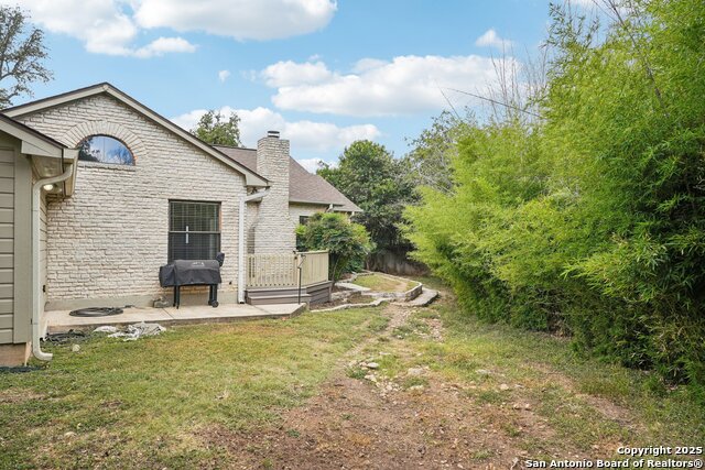 Listing photo id 20 for 230 Old Oaks Path